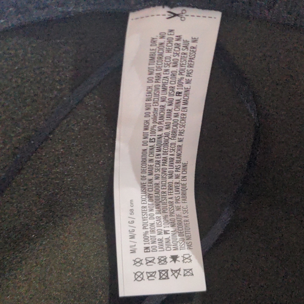 Fedora - Picture 4 of 5